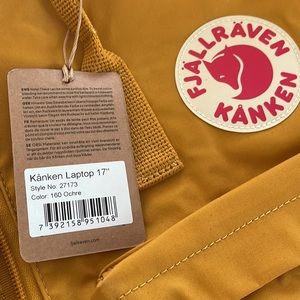FJÄLLRÄVEN KÅNKEN LAPTOP 17" - NWT